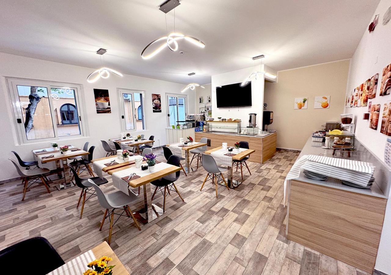 Chiama Hotel Ріміні Екстер'єр фото